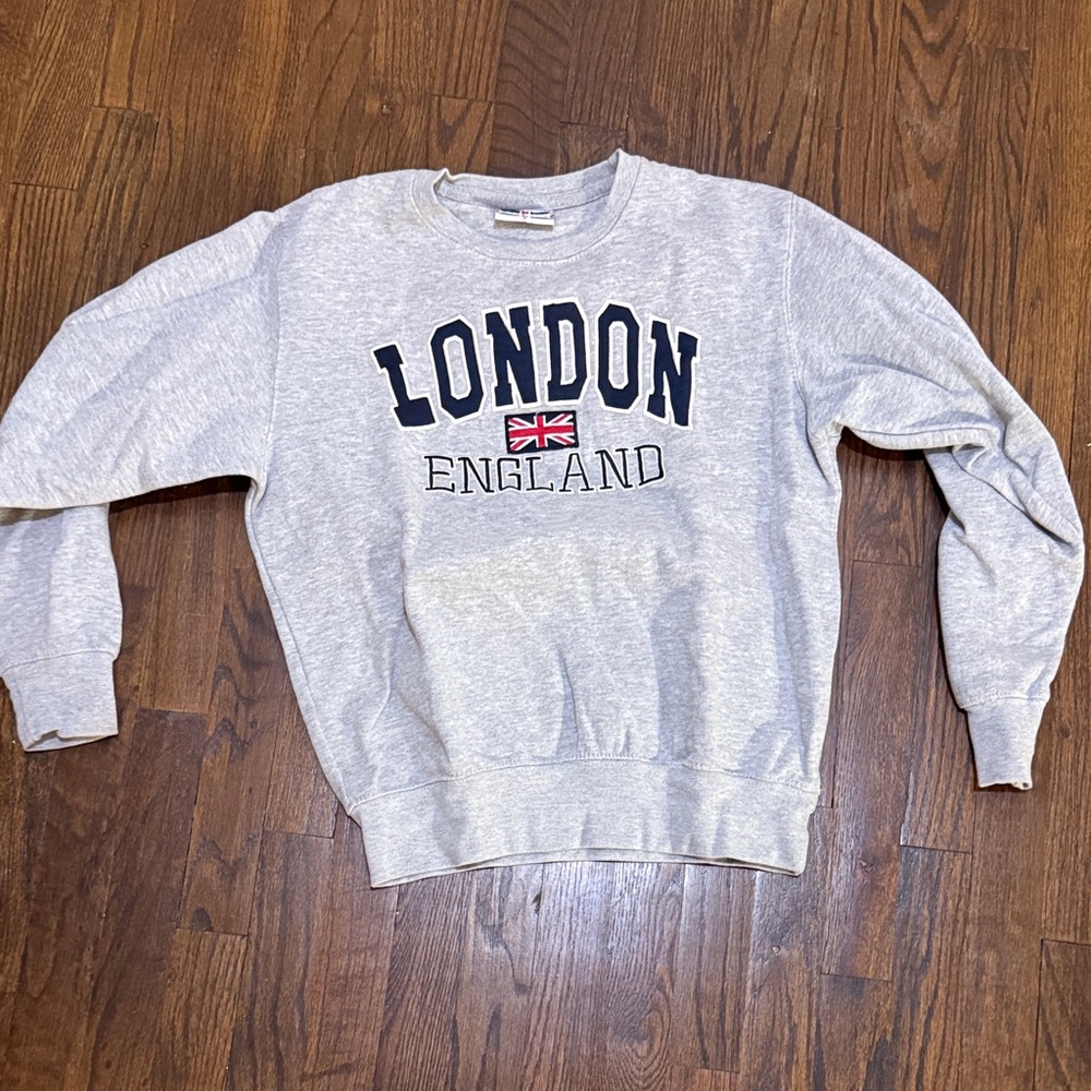 Gray London England Sweatshirt